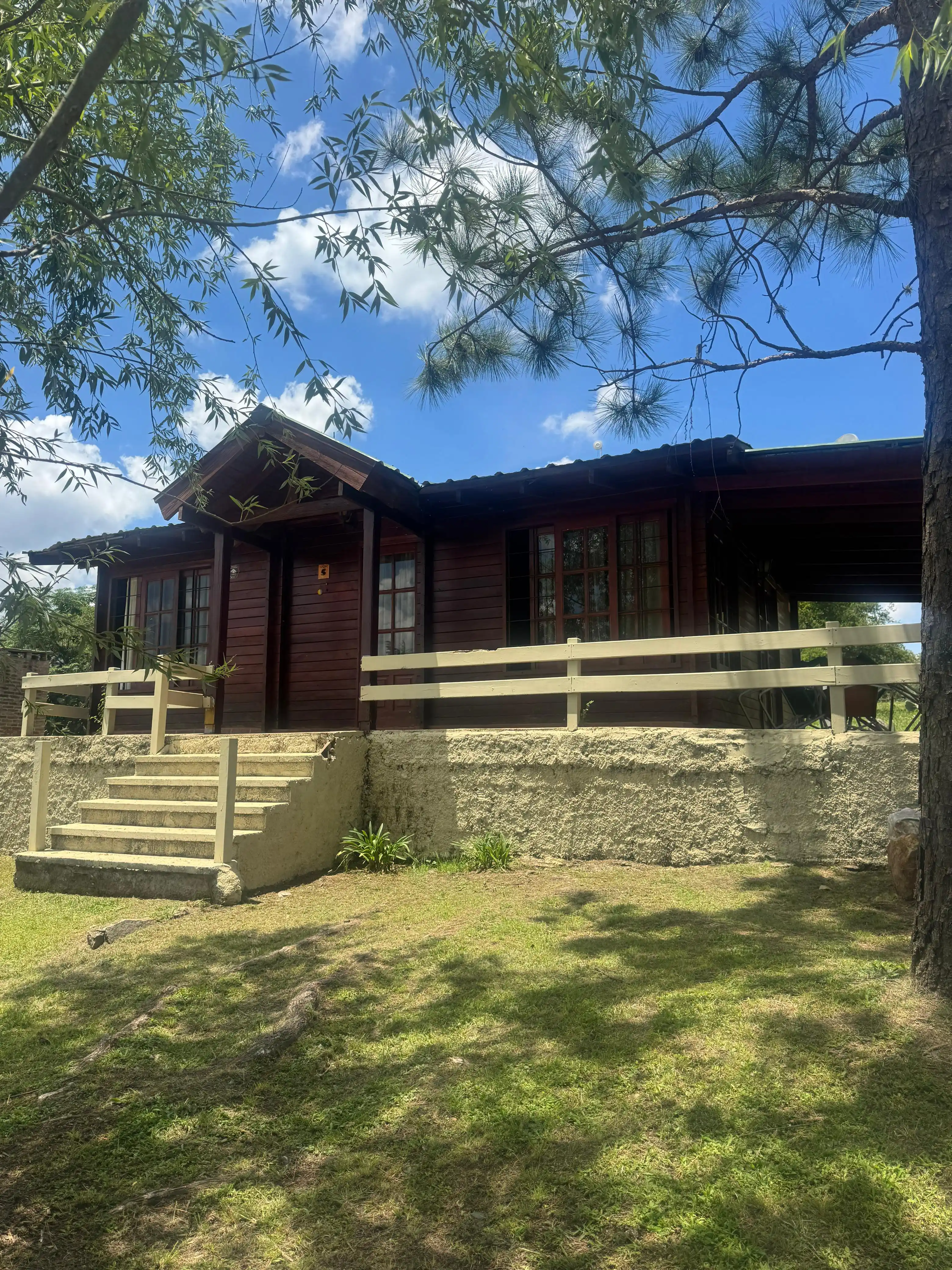 Complejo Costa R�o Caba�as y Camping