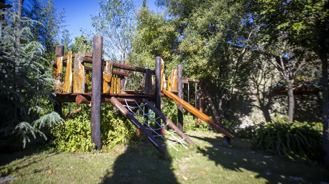 Caba�as Tronco Piedra