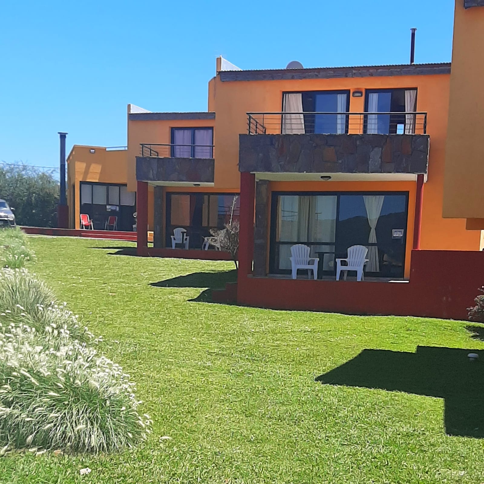 Viva Potrero Casas sobre el Lago Los Molinos